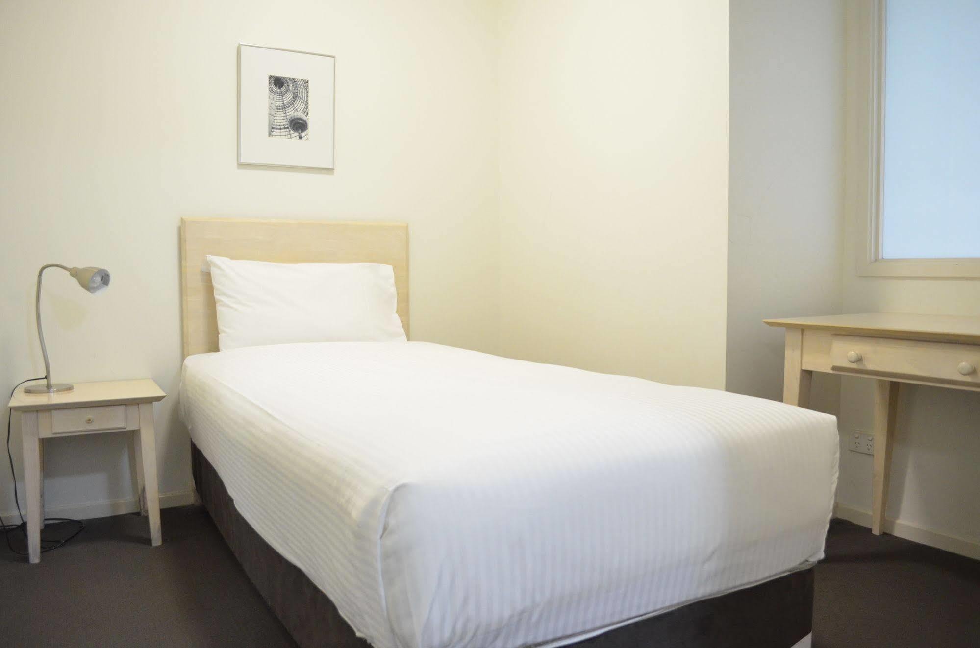 Aparthotel Adara Franklin Melburne Exterior foto